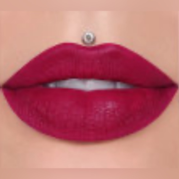 Jeffree Star Other - Jeffree star Velour Liquid Lipstick forbidden fruit